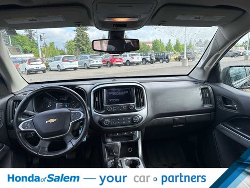 Used 2017 Chevrolet Colorado LT w/ LT Convenience Package AWD/4WD image 10