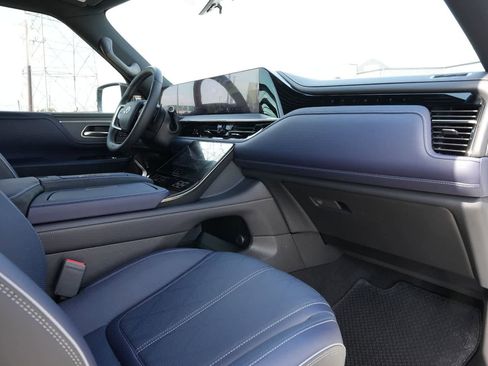 New 2026 INFINITI QX80 4WD image 22