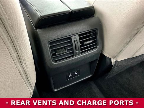Certified 2025 Nissan Rogue SV AWD/4WD image 10