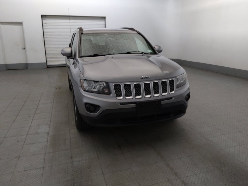 Used 2016 Jeep Compass Latitude AWD/4WD image 14