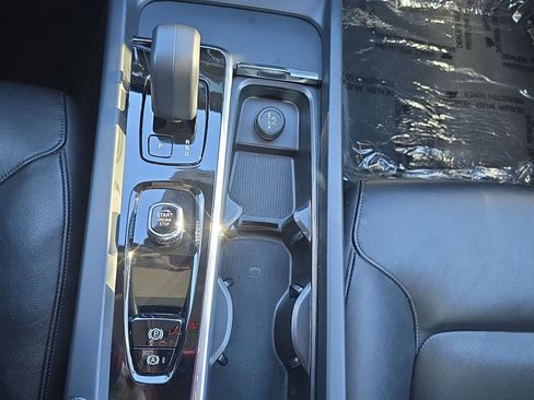 Used 2024 Volvo S60 B5 Core image 22