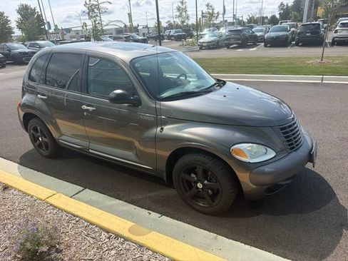 Used 2002 Chrysler PT Cruiser Limited FWD image 14