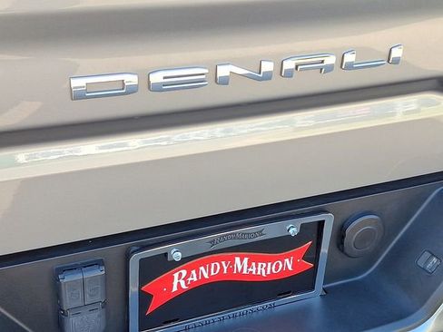 Used 2023 GMC Sierra 1500 Denali w/ Denali Reserve Package AWD/4WD image 25