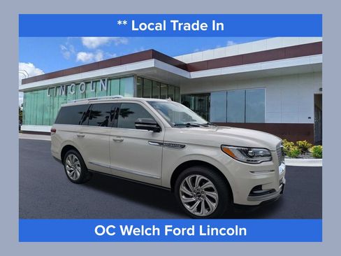 Certified 2024 Lincoln Navigator Reserve AWD/4WD image 1