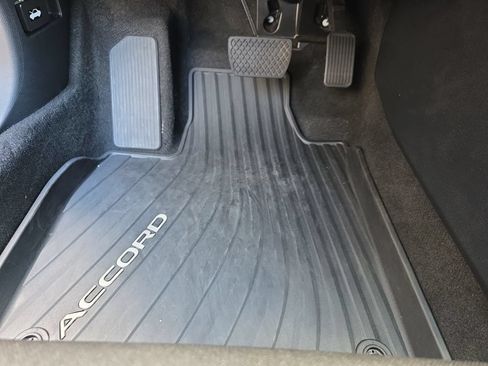 Certified 2025 Honda Accord LX image 16