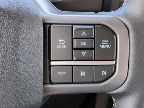 Certified 2026 Ford F450 Lariat w/ Chrome Package image 26