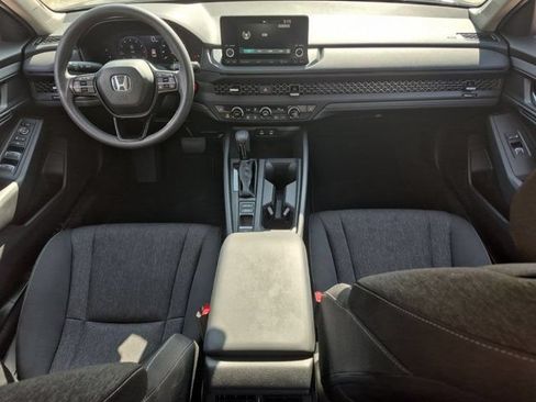 Used 2025 Honda Accord SE image 25