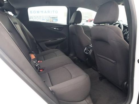 Used 2024 Chevrolet Malibu LT FWD image 20