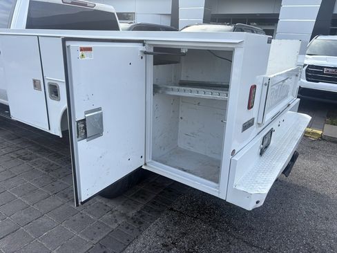 Used 2022 Chevrolet Silverado 3500 W/T w/ WT Convenience Package image 8