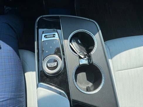 Certified 2024 Cadillac Lyriq Luxury w/ LPO, Floor Liner Package AWD/4WD image 15