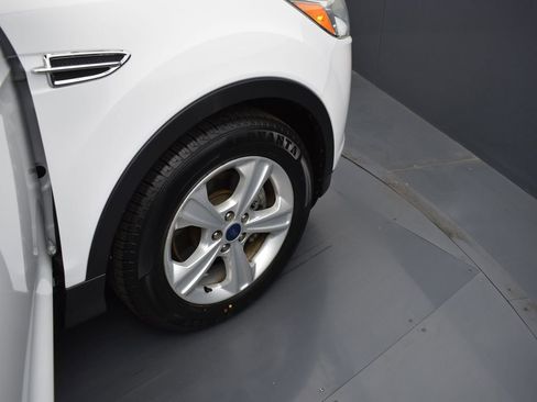 Used 2016 Ford Escape SE image 29