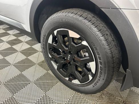 Used 2025 Kia Sorento S w/ Panoramic Sunroof Package AWD/4WD image 22