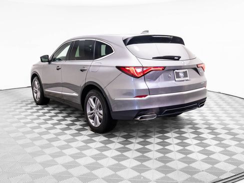 Used 2023 Acura MDX SH-AWD image 3
