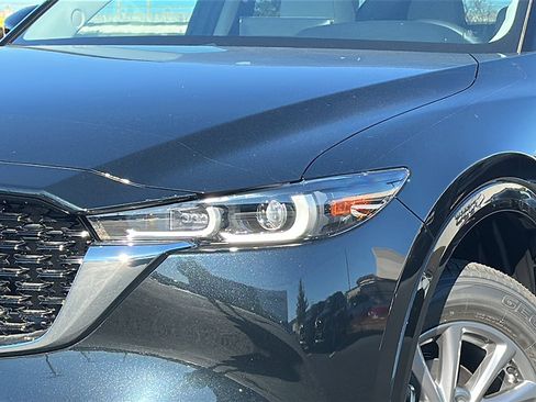 New 2025 MAZDA CX-5 AWD 2.5 S w/ Preferred Package image 4