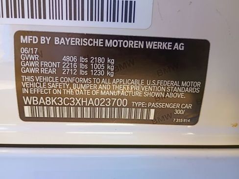 Used 2017 BMW 330i xDrive Wagon image 26