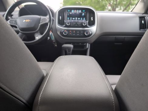 Used 2018 Chevrolet Colorado LT RWD image 18