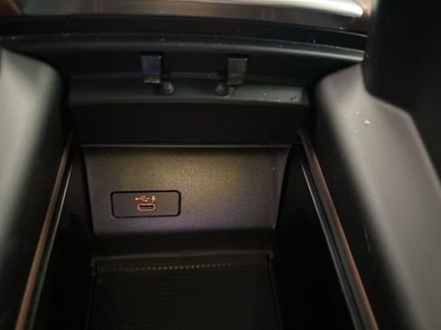 Used 2023 BMW X5 xDrive40i w/ Premium Package image 23