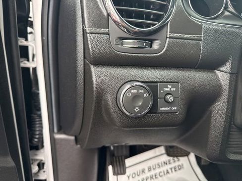 Used 2017 Buick Enclave Leather AWD/4WD image 21