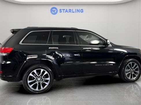 Used 2017 Jeep Grand Cherokee Overland image 10