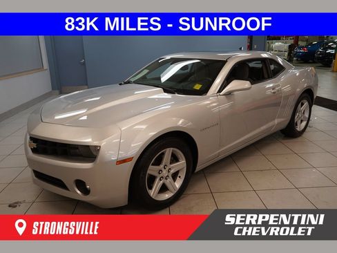 Used 2010 Chevrolet Camaro LT RWD image 1
