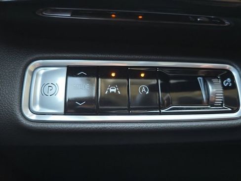 Used 2025 Buick Envision Preferred image 10