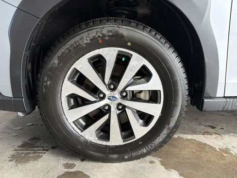 Certified 2023 Subaru Outback Premium image 9