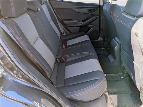 Used 2018 Subaru Crosstrek 2.0i Premium image 17