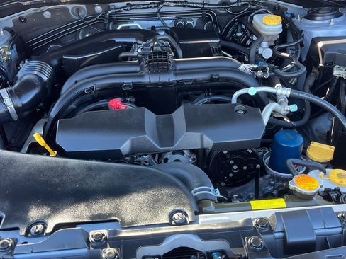 Used 2017 Subaru Forester 2.5i Premium image 20