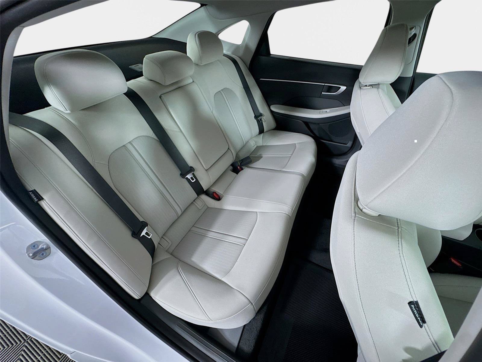 New 2026 Hyundai Sonata SEL FWD image 25
