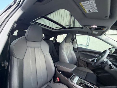 Used 2025 Audi Q5 Premium Plus w/ Premium Plus image 24