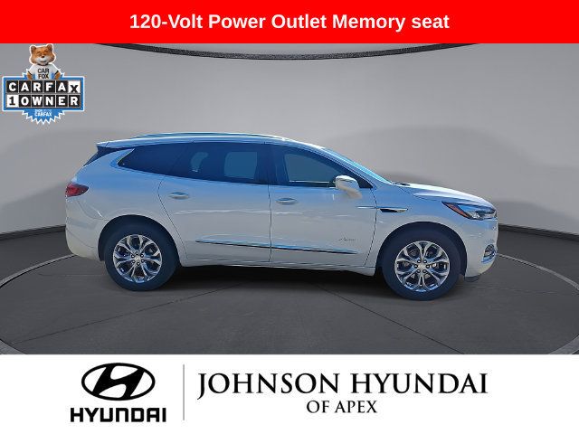 Used 2020 Buick Enclave Avenir w/ Avenir Technology Package FWD image 10