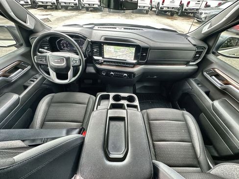 Certified 2024 GMC Sierra 1500 Elevation image 21