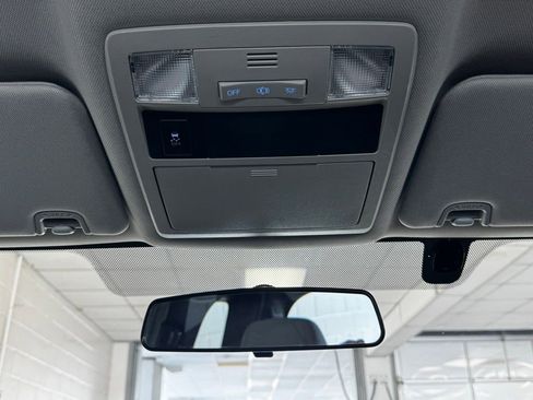Used 2017 Toyota Tacoma SR RWD image 19