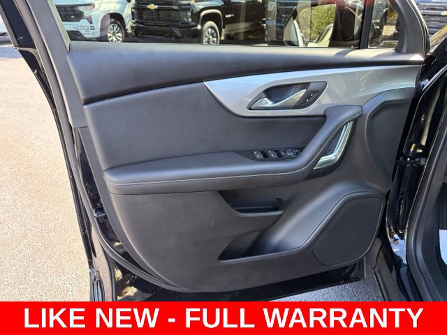Used 2026 Chevrolet Blazer LT FWD image 12