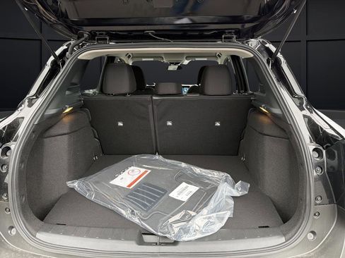 New 2026 Nissan Kicks SV w/ Cold Weather Package image 13