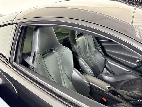 Used 2019 McLaren 720S image 24