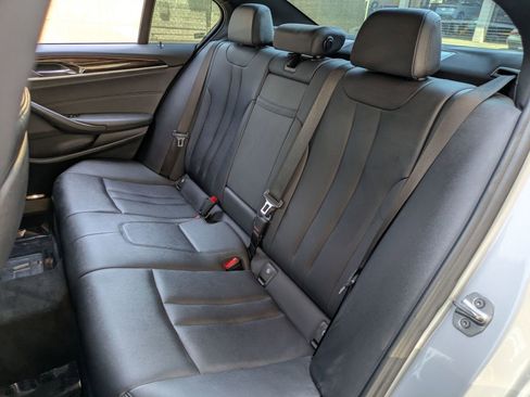 Used 2019 BMW 530i 530i w/ Convenience Package image 31