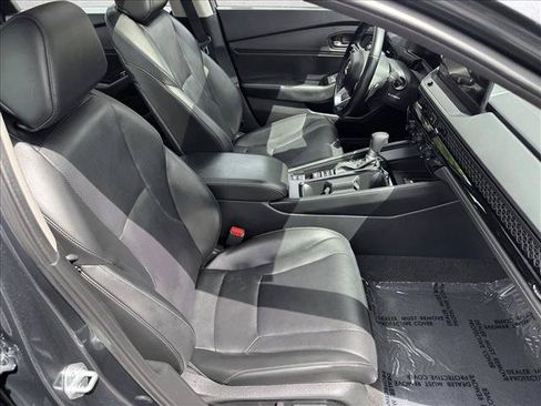 Used 2025 Honda Accord Touring image 20
