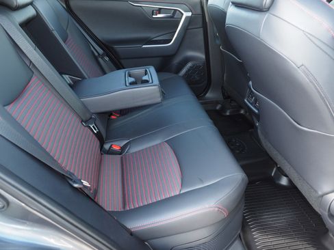 Used 2025 Toyota RAV4 XSE image 19