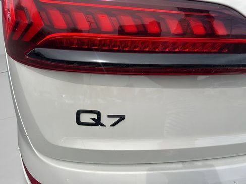 Used 2023 Audi Q7 2.0T Premium Plus w/ Premium Plus Package AWD/4WD image 15