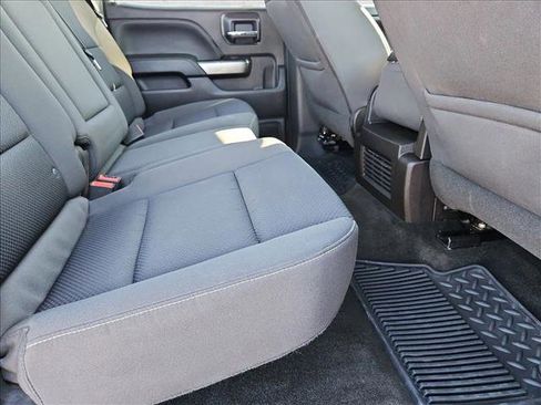 Used 2018 Chevrolet Silverado 1500 LT w/ LT Eassist Package image 17