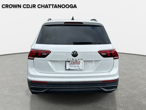 Used 2022 Volkswagen Tiguan S image 5