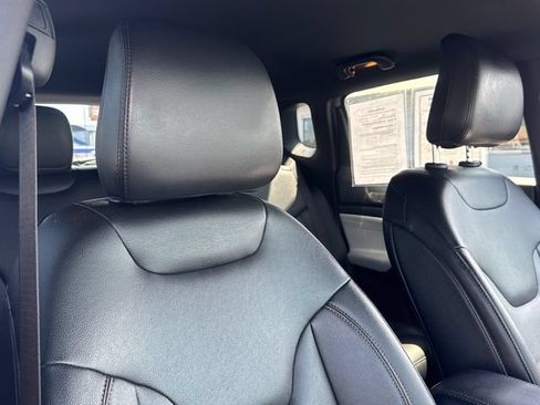 Used 2024 Jeep Compass Limited AWD/4WD image 27