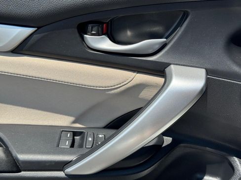 Certified 2018 Honda Civic EX-T image 24