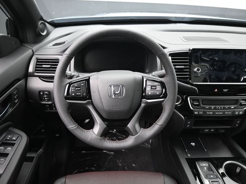 New 2026 Honda Ridgeline Black Edition image 18
