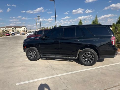 Used 2021 Chevrolet Tahoe Z71 w/ Z71 Signature Package AWD/4WD image 30