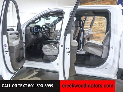 Used 2024 Chevrolet Silverado 2500 LTZ w/ LTZ Convenience Package image 40