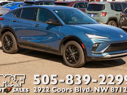 Used 2024 Buick Envista Sport Touring w/ Convenience II Package FWD image 1