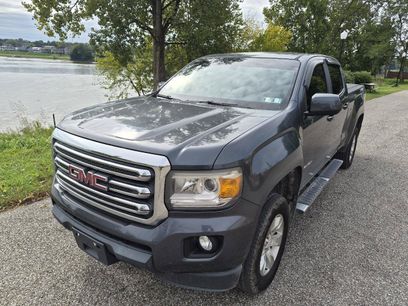 Used 2015 GMC Canyon SLE w/ SLE Convenience Package