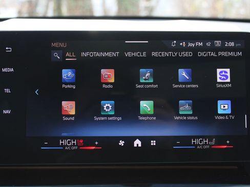 New 2026 BMW X1 xDrive28i w/ Technology Package image 17